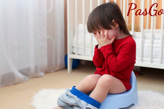 Lactulose được sử dụng cho những trẻ bị táo bón có phân cứng và khô