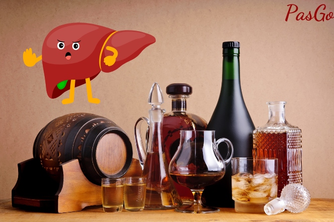 Hạn chế uống rượu bia để giảm gánh nặng cho gan