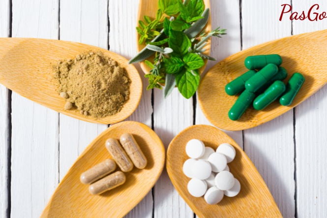 Làm sao để hết rụng tóc cho nữ: Sử dụng các loại thuốc trị rụng tóc