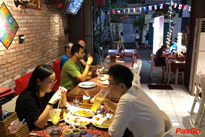 Bollywood Indian Restaurant – Xuân Thuỷ-17