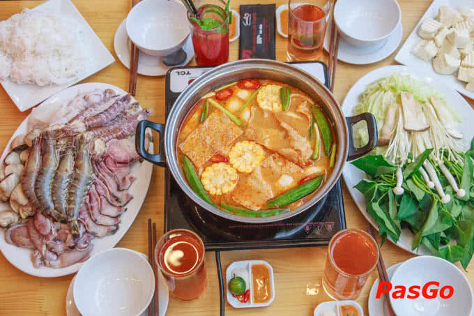 Hải sản tomato 82 Lê Văn Hưu 6