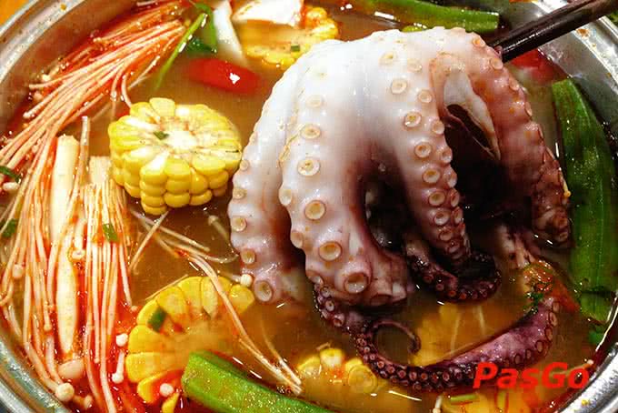 hải sản tomato 33 nguyễn thị định 7