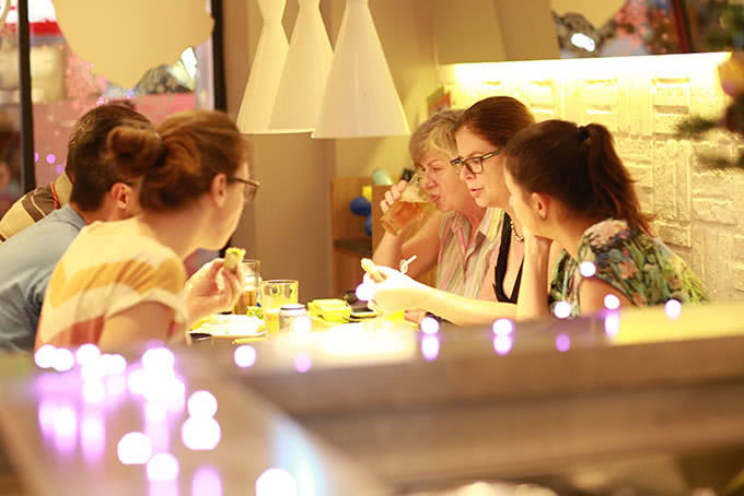 Wrap and Roll Huỳnh Thúc Kháng - 17