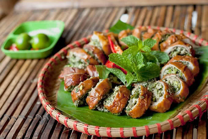 Nõn đuôi bò Nhà hàng ao quán ngõ 19 đông tác