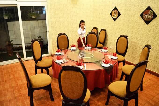 Nhà Hàng A Sồi Quận 7 không gian 3