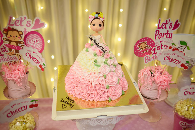 Bánh kem sữa nặn hình bé gái - Bánh sinh nhật cho bé gái 13 - Tiny Pretty  Cake