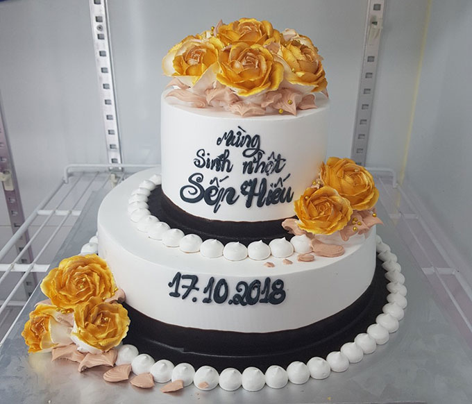 Những mẫu bánh 2 tầng siêu xinh... - Bánh sinh nhật Ngọc Linh | Facebook