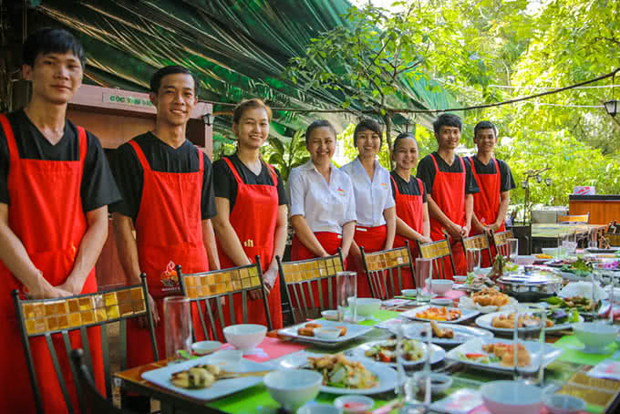 nhà hàng barbecue garden 135A nam kỳ khởi nghĩa 11