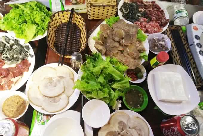 quán lẩu bò nhúng dấm 555 hàng chuối 5