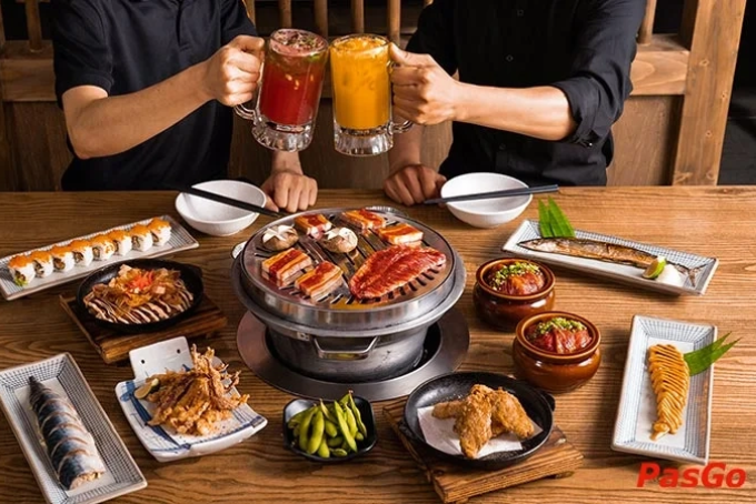 Bàn tiệc nướng hảo hạng tại quán buffet Nguyễn Văn Lộc - Shogun