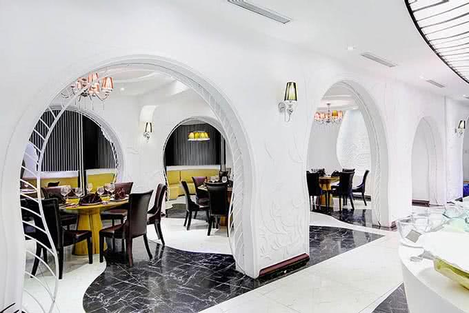 Buffet Sứ 64 Nguyễn Du không gian 6