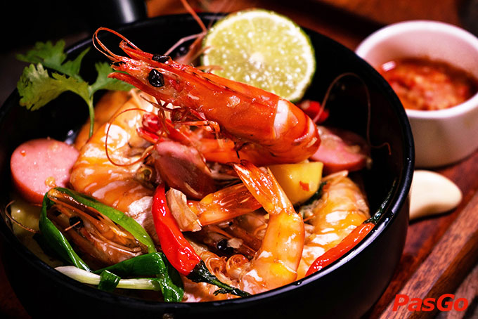 Captain Lobster - Phan Xích Long  