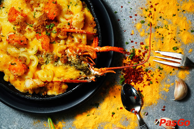 Captain Lobster - Phan Xích Long -8