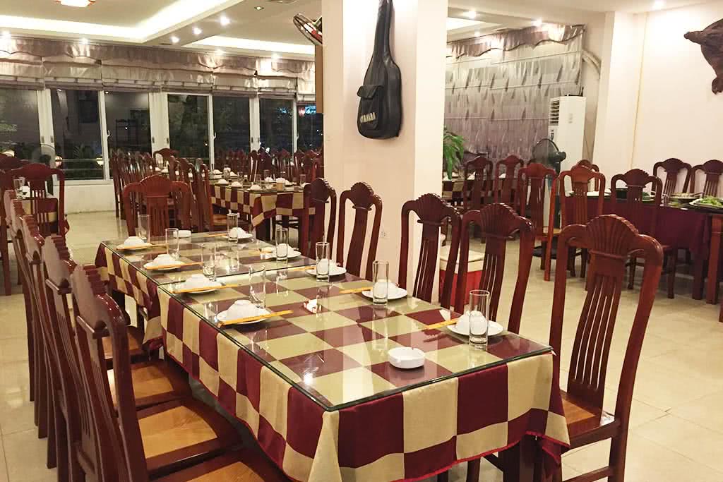 Cá Sông Toàn Thắng 50 Hào Nam không gian 1