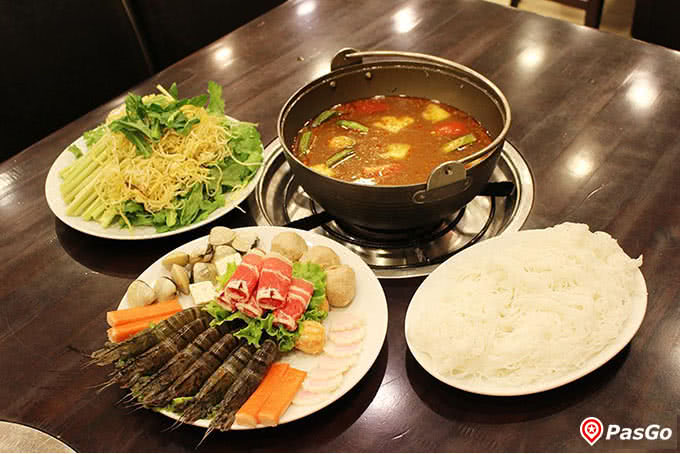 Nước lẩu  ở nhà hàng chen giảng võ 