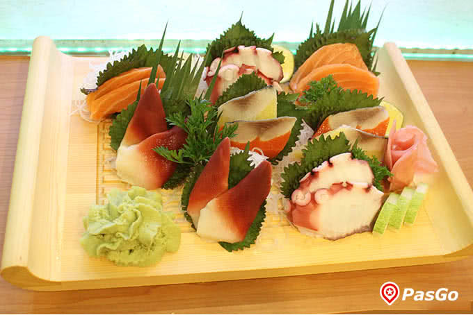 Sashimi tươi ngon - chen giảng võ