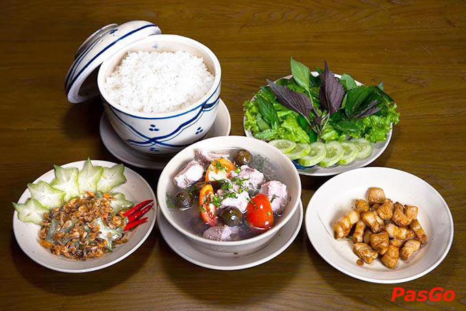 quan-an-trua-ngon-tphcm-4