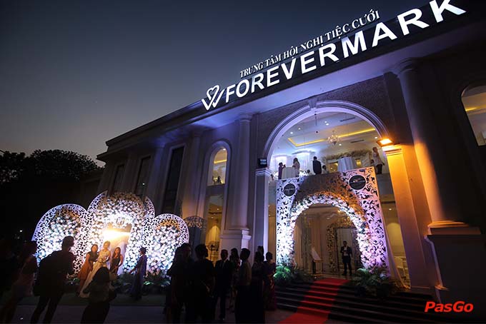 Top 10 nhà hàng tiệc cưới sang trọng tại Hà Nội 11