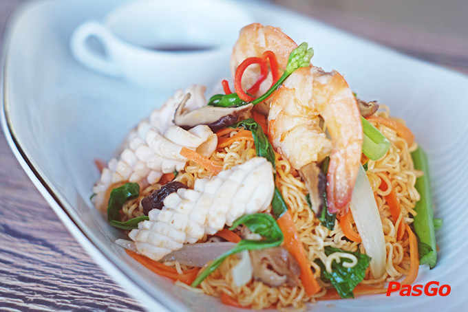 99 Sky Lounge Trần Hưng Đạo - 4