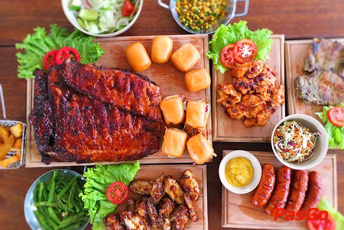 BBQ Ủn Ỉn Trần Hưng Đạo - 1