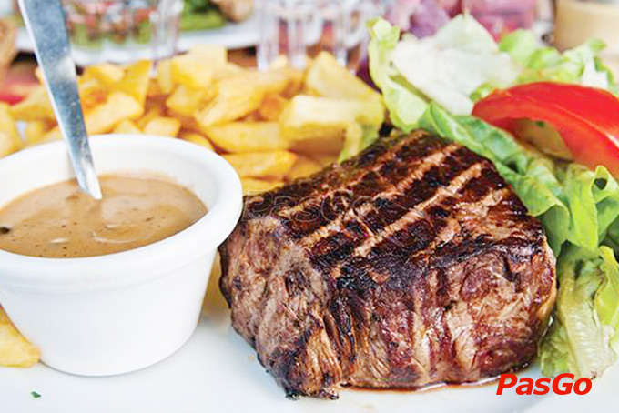 Bonjour Resto’ – Hoa Mai