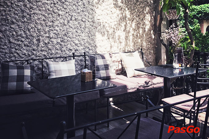 Bonjour Resto’ – Hoa Mai-23