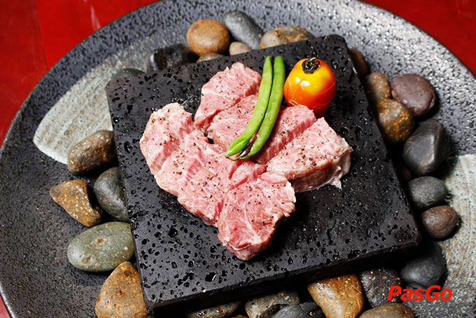 Boong Restaurant Nguyên Hồng - 5