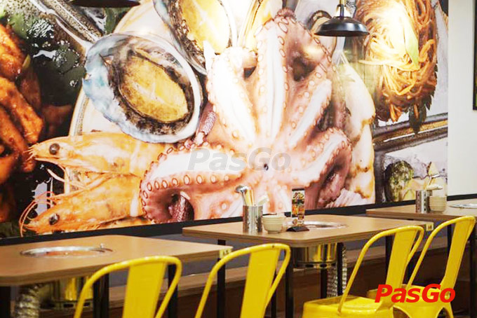 Food House Lê Lợi - 17