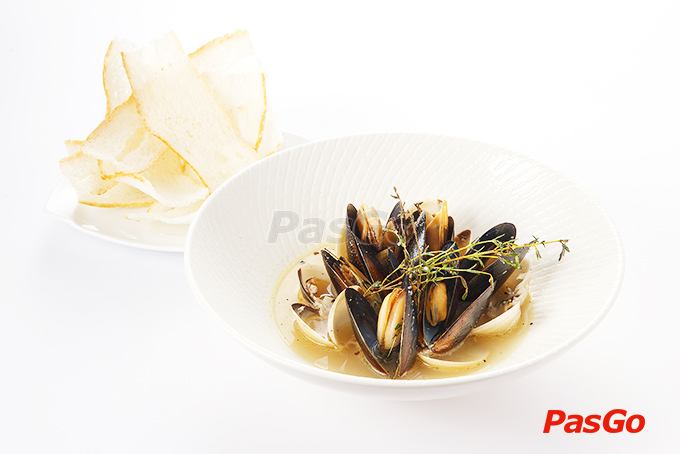 Magnolia Garden - Fusion Japanese Dining and Café - 2