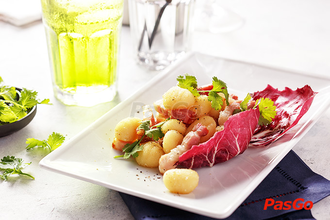 Magnolia Garden - Fusion Japanese Dining and Café - 3