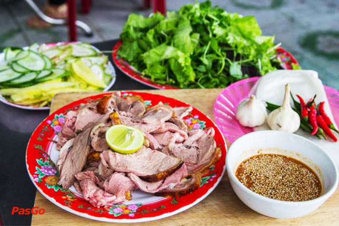 Top 10 quán ăn đặc sản Đà Nẵng ngon rẻ, nên thử một lần trong đời - 8