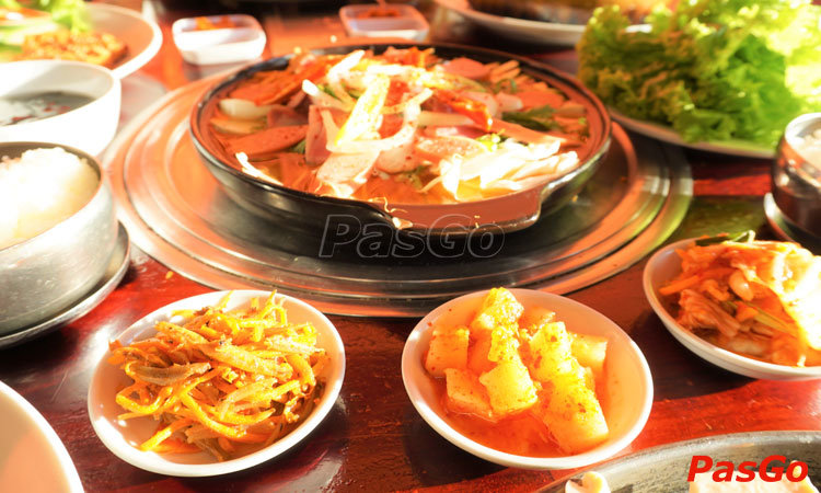 Top 10 quán ăn trưa ngon, nổi tiếng nhất ở Đà Nẵng - 8