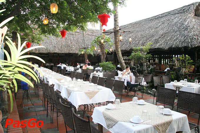 Top 5 nhà hàng có tuổi đời hơn 20 năm ở Sài Gòn - 10