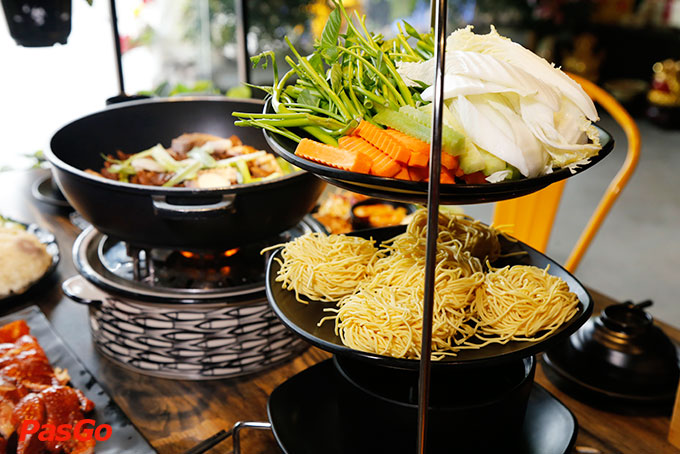 Nhà hàng Bếp Xuka Hoàng Ngân 3