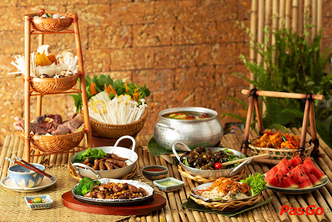 Nhà hàng Ngó Sen Thái Hà 14