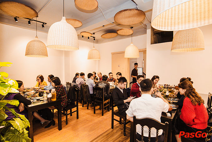 Nhà hàng Ngó Sen Thái Hà 16