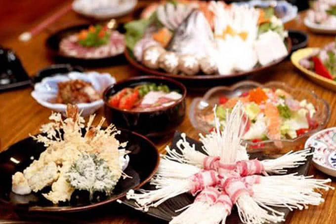 Nhà Hàng Lẩu Nấm Gia Bách Thành Công 4