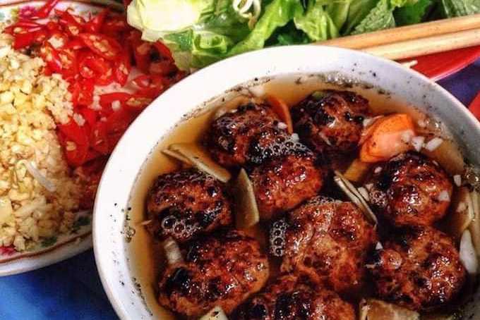 Bún chả Hồ Gươm - Bát Sứ