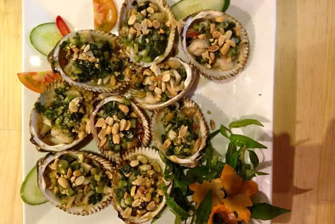 nhà hàng hải sản gold 2 nguyễn thị diệu 9