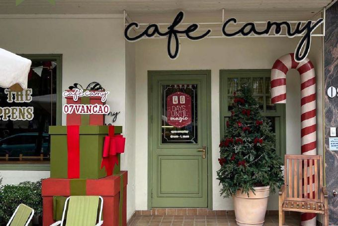 Các quán cafe trang trí Noel đẹp - Cafe Camy