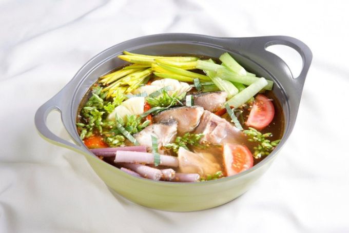 Canh chua cá lóc miền Trung thơm ngon đậm đà