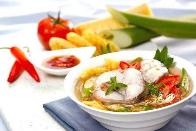 Canh chua cá lóc miền Trung thơm ngon đậm đà