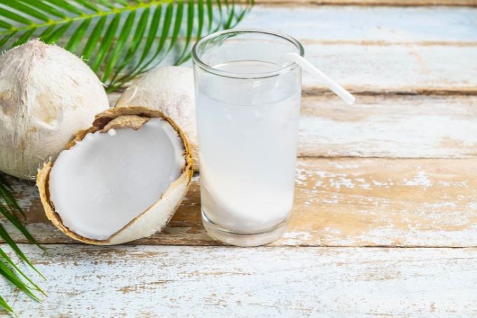 Nước dừa có nhiều dưỡng chất tốt cho cơ thể