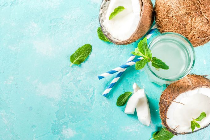 Nước dừa có nhiều công dụng tốt đối với sức khỏe
