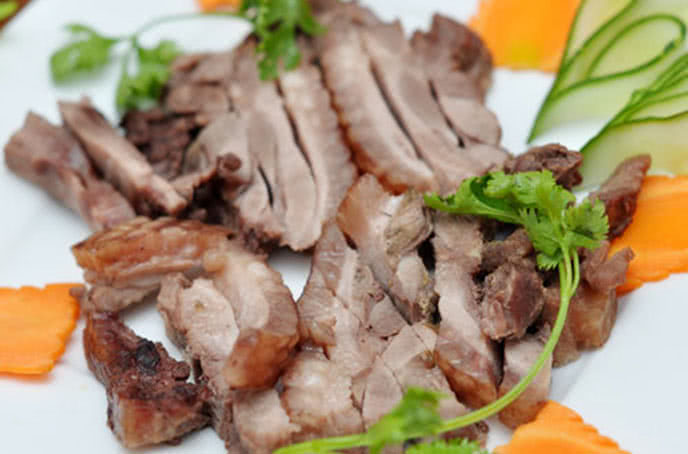 Nhà hàng Hương Quê 2 - Nghi Tàm - Món ăn dân tộc truyền thống