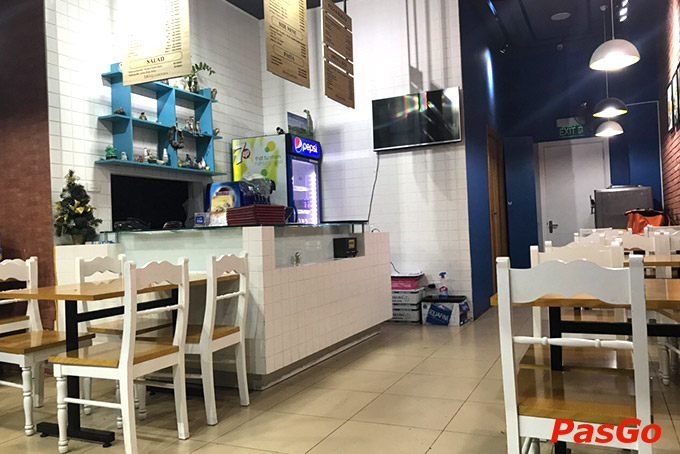 Nhà hàng BBQ Chicken 9