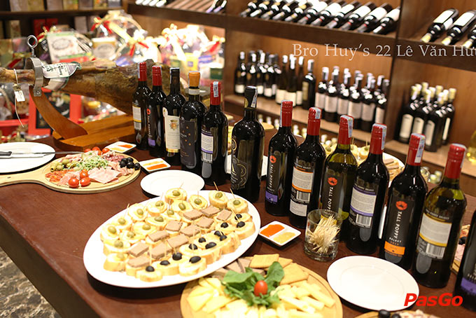 Bro’s Huy Restaurant Lê Văn Hưu 16