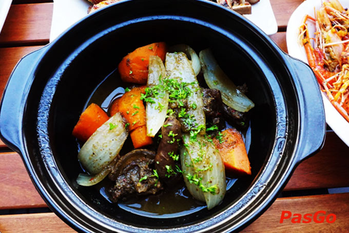 Nhà hàng Vuvuzela Beer Club TpHCM 11