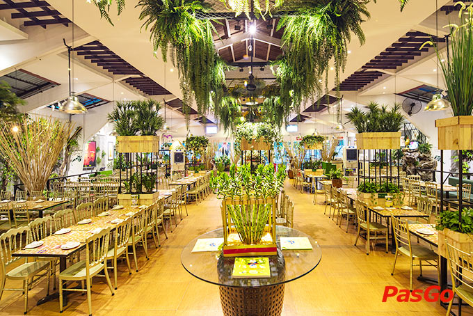 Nhà hàng Con Gà Trống Võ Văn Kiệt 18