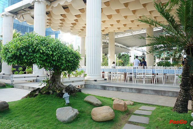 Công Viên – Nhà Hàng Cá Voi – Võ Nguyên Giáp-10